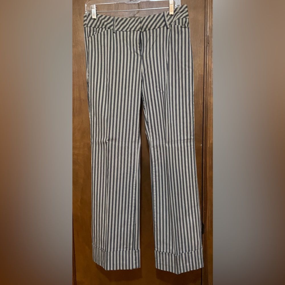 Loft striped trousers. COTTON/spandex blend. EUC